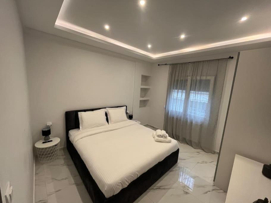 Luxurious Apartment In The Heart Of Thessaloniki Exterior photo